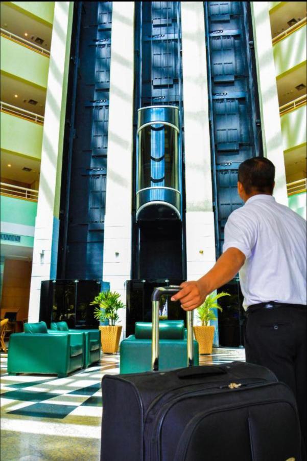 Flat No Tropical Executive Hotel Manaus Luaran gambar