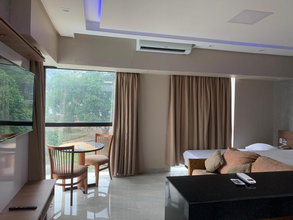 Flat No Tropical Executive Hotel Manaus Luaran gambar