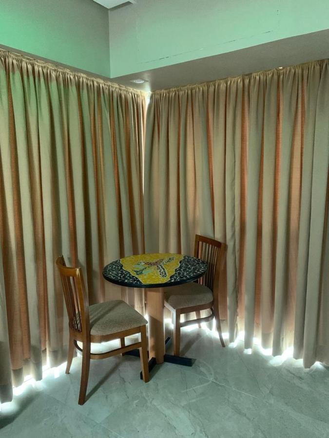Flat No Tropical Executive Hotel Manaus Luaran gambar